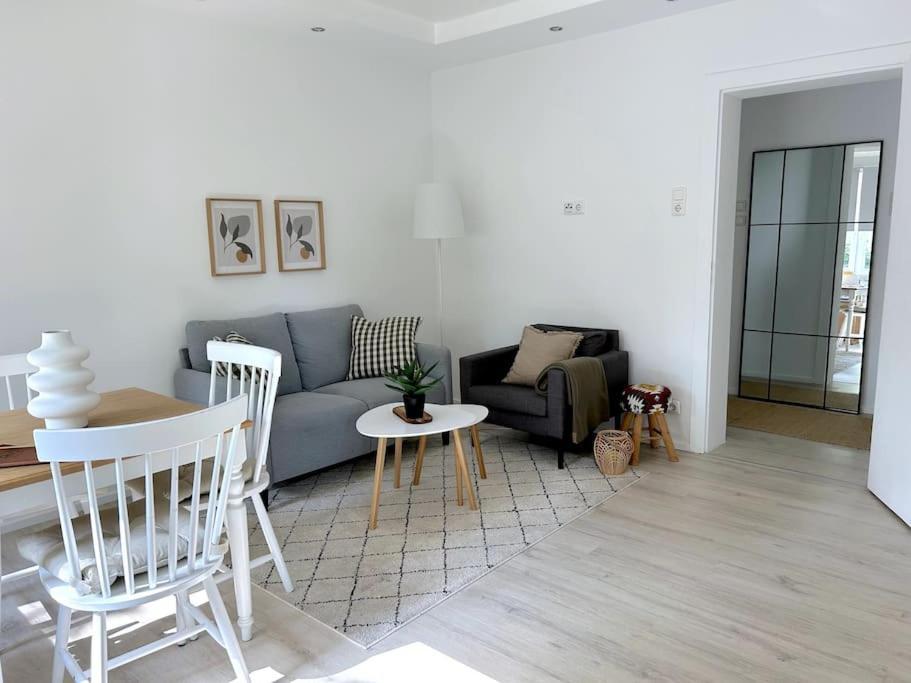 Country Style Apartment With Balcony Near Fair Ανόβερο Εξωτερικό φωτογραφία